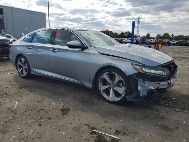 2019 HONDA ACCORD TOURING  