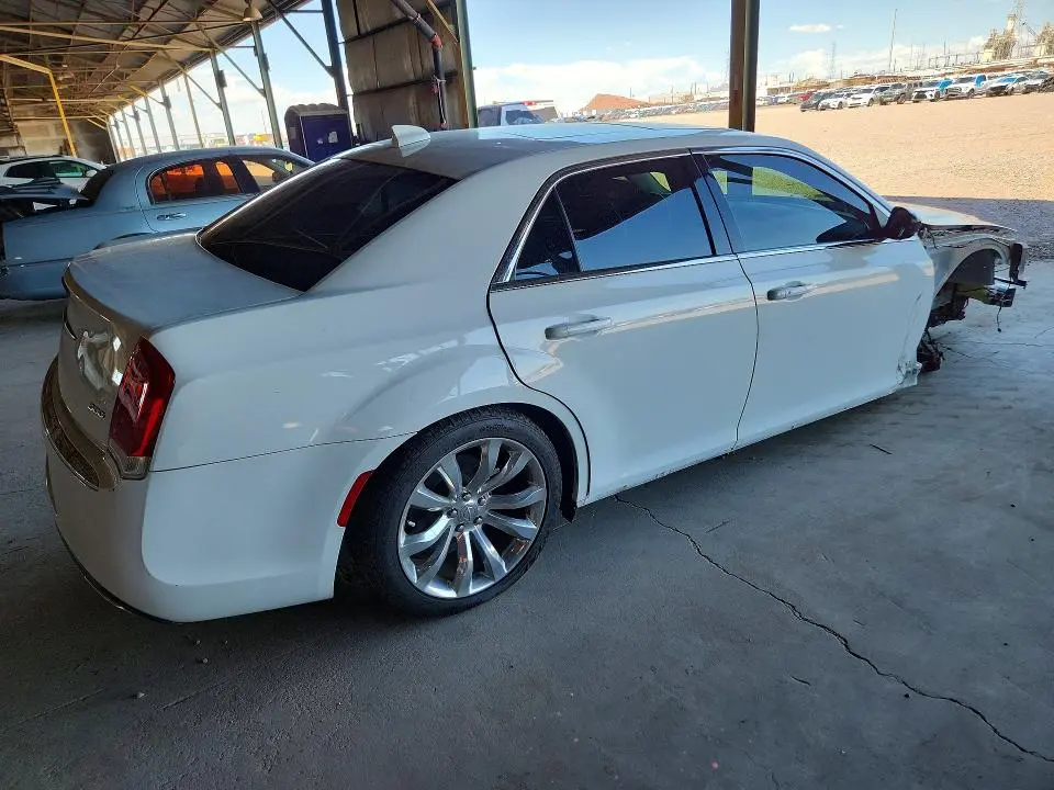 2020 CHRYSLER 300 TOURING  