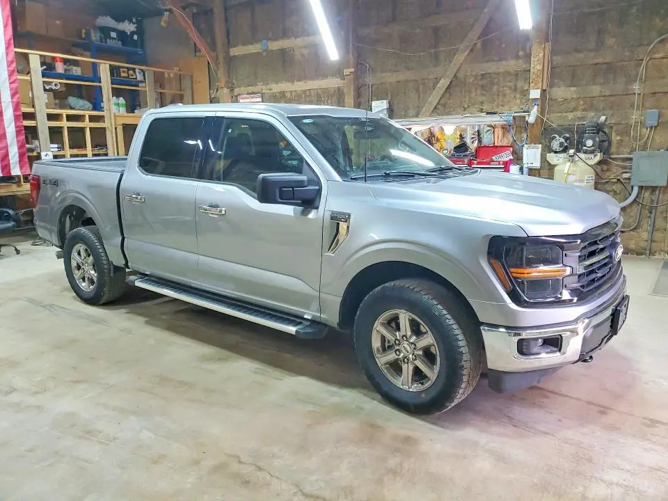 2025 FORD F150 XLT  