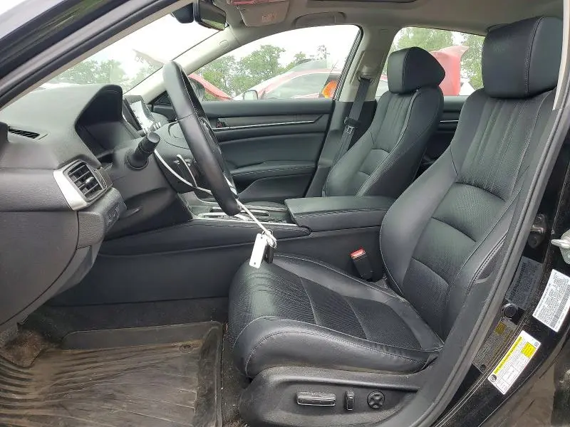 2018 HONDA ACCORD TOURING  