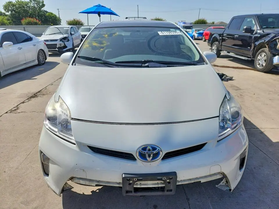 2013 TOYOTA PRIUS THREE  