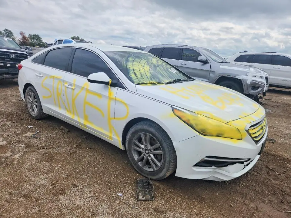 2017 HYUNDAI SONATA SE  
