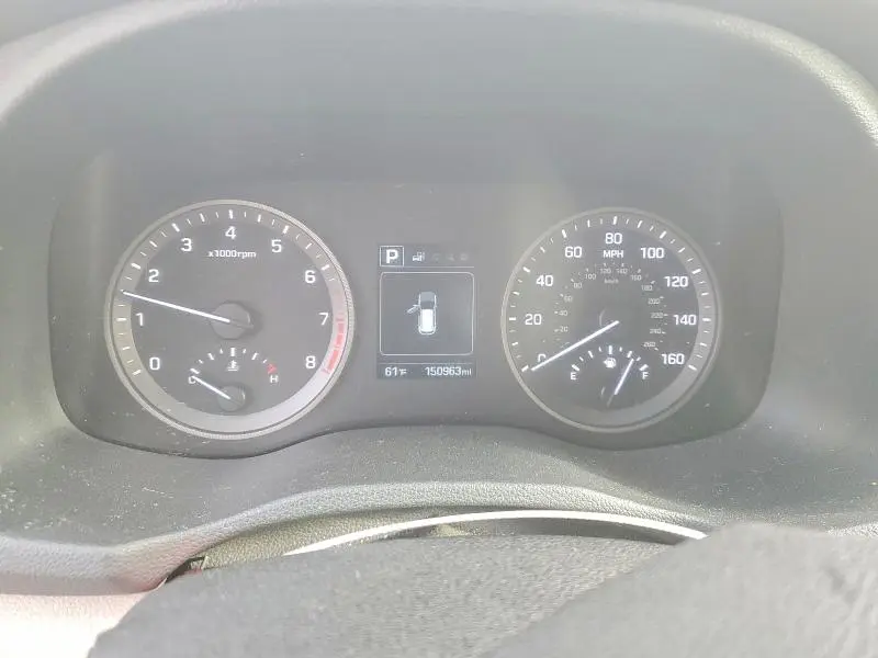 2017 HYUNDAI TUCSON SE  