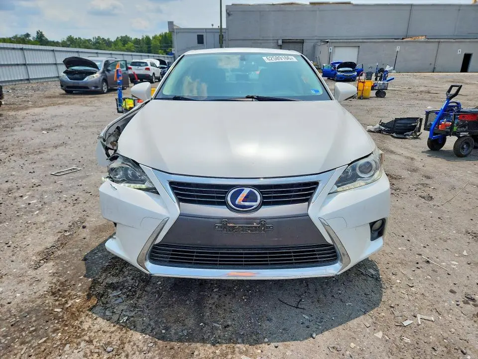 2016 LEXUS CT 200  