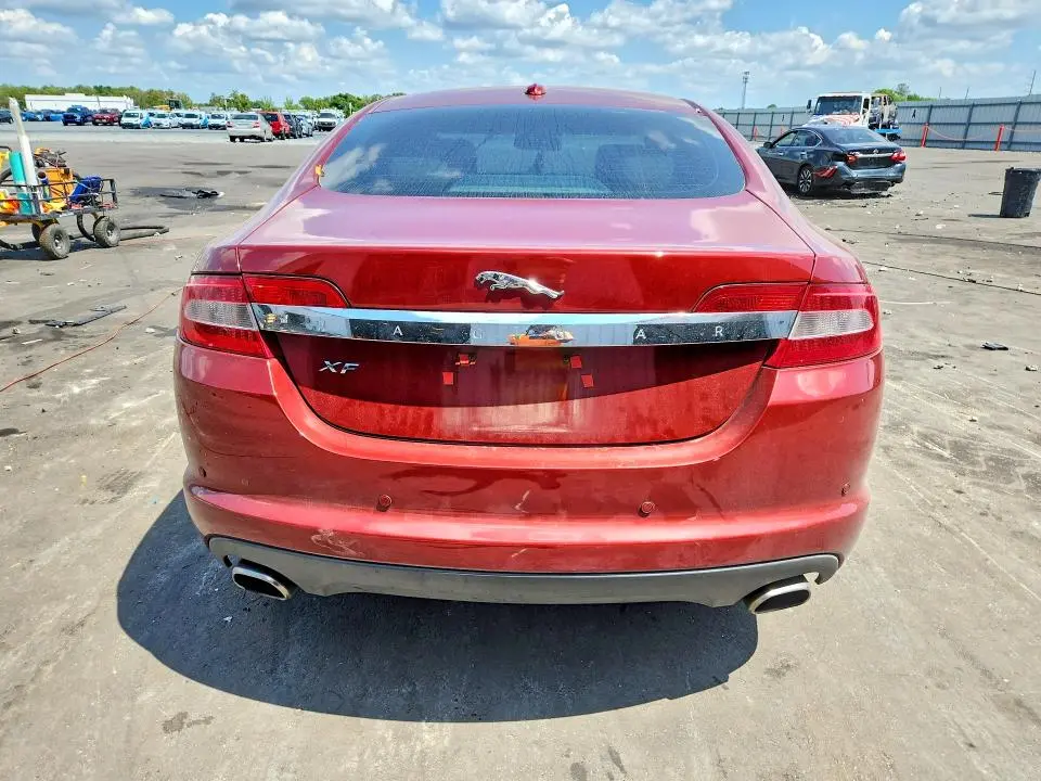 2010 JAGUAR XF LUXURY  