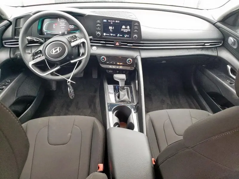 2025 HYUNDAI ELANTRA BLUE  