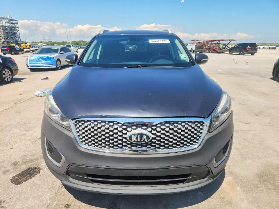 2017 KIA SORENTO LX V6  