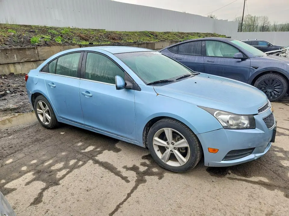2012 CHEVROLET CRUZE LT  