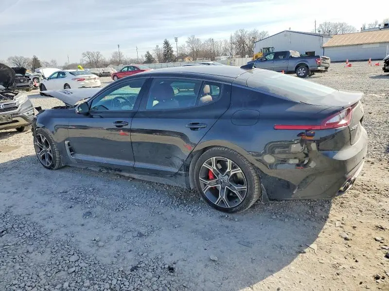 2018 KIA STINGER GT2  