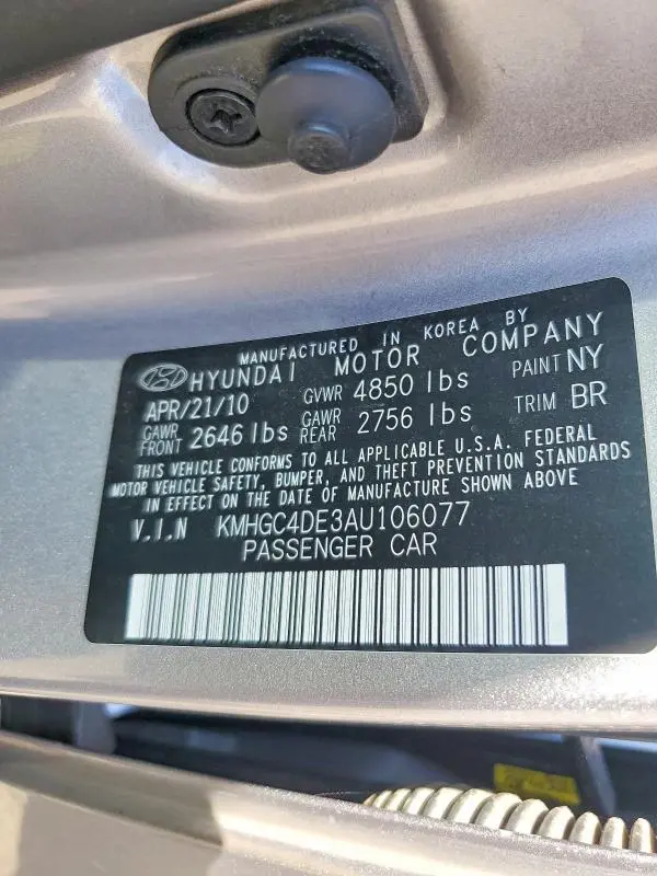 2010 HYUNDAI GENESIS 3.8L  