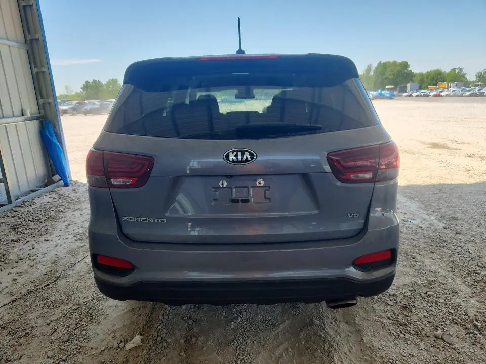 2020 KIA SORENTO S  