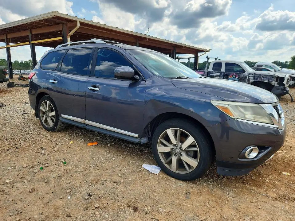 2014 NISSAN PATHFINDER S  