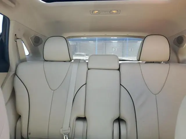 2011 TOYOTA VENZA   