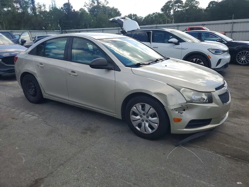 2013 CHEVROLET CRUZE LS  