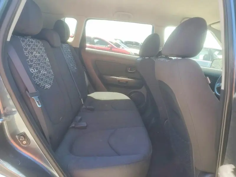 2011 KIA SOUL +  