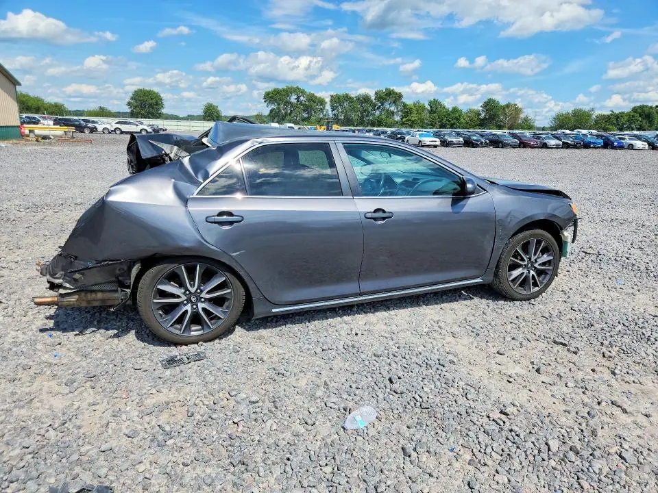2013 TOYOTA CAMRY LE  