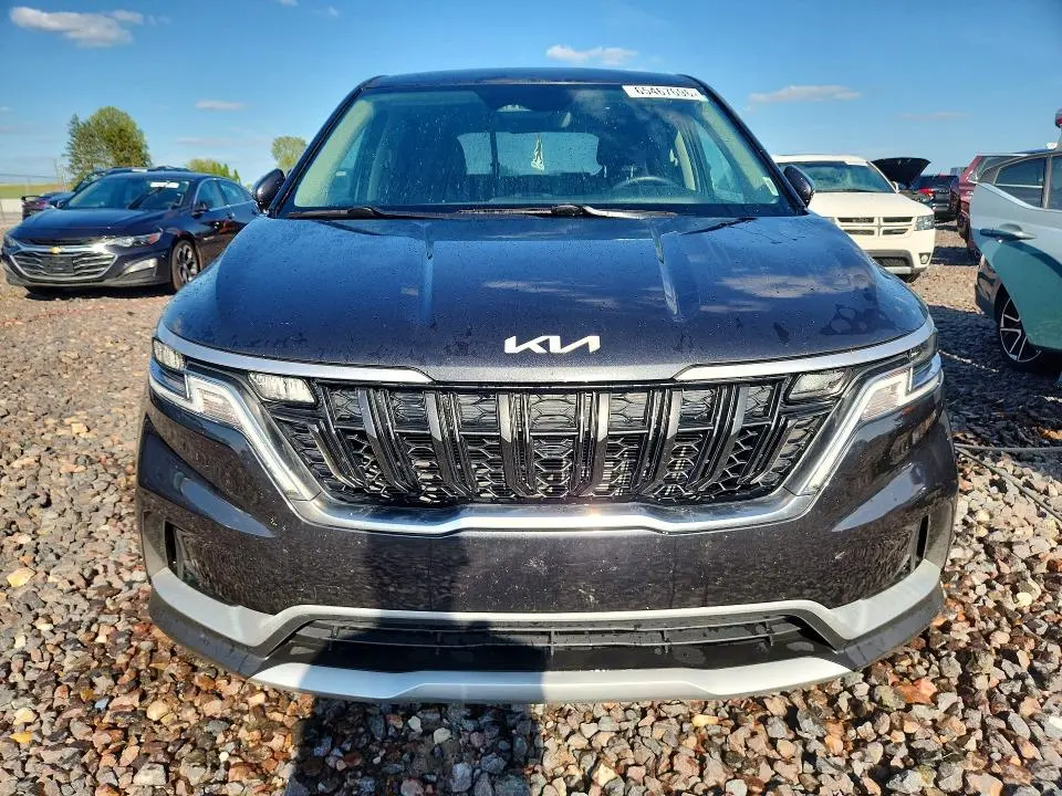 2024 KIA CARNIVAL LX  