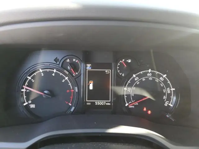 2022 TOYOTA 4RUNNER SR5  