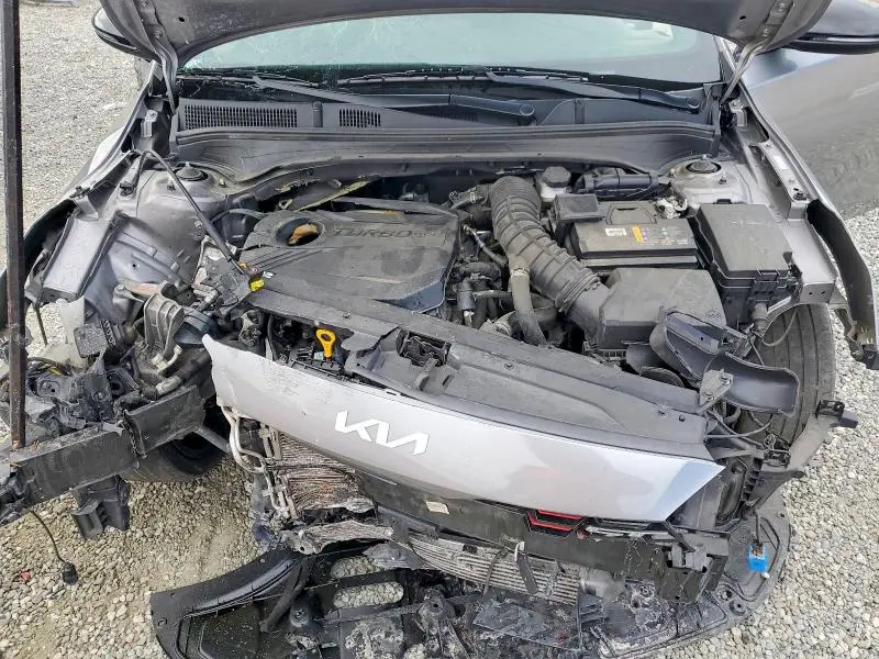 2023 KIA FORTE GT  