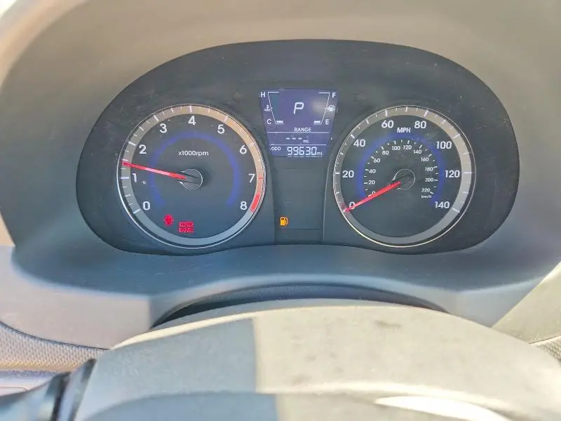 2013 HYUNDAI ACCENT GS  