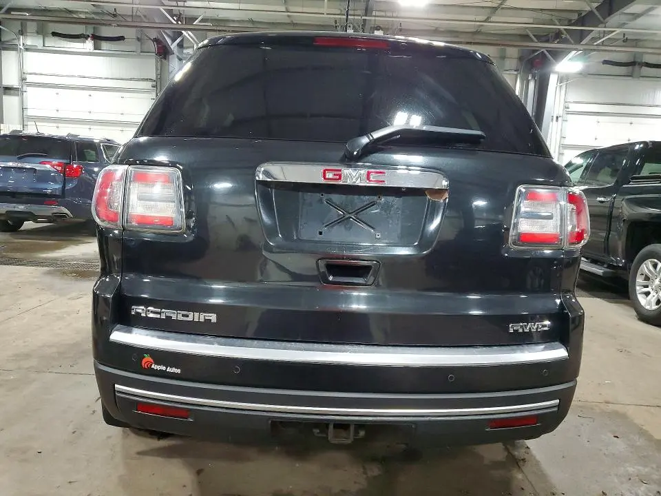 2013 GMC ACADIA SLT-1  