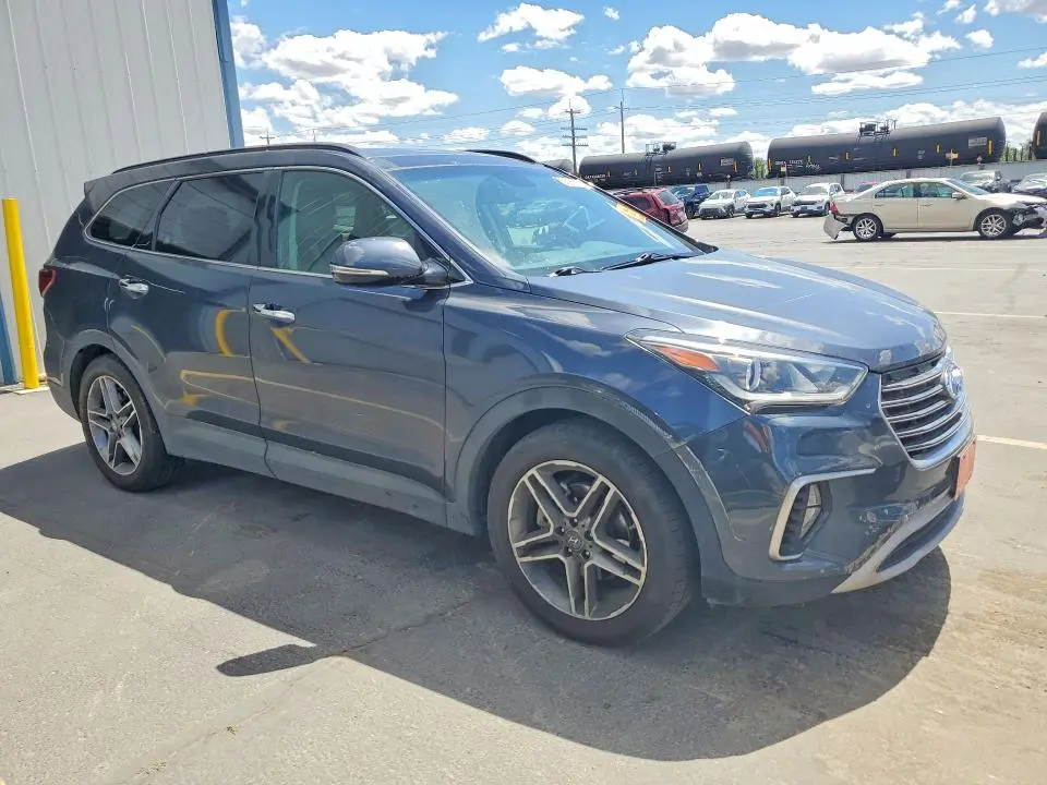 2017 HYUNDAI SANTA FE SE ULTIMATE  