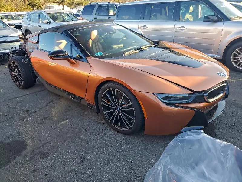 2019 BMW I8   