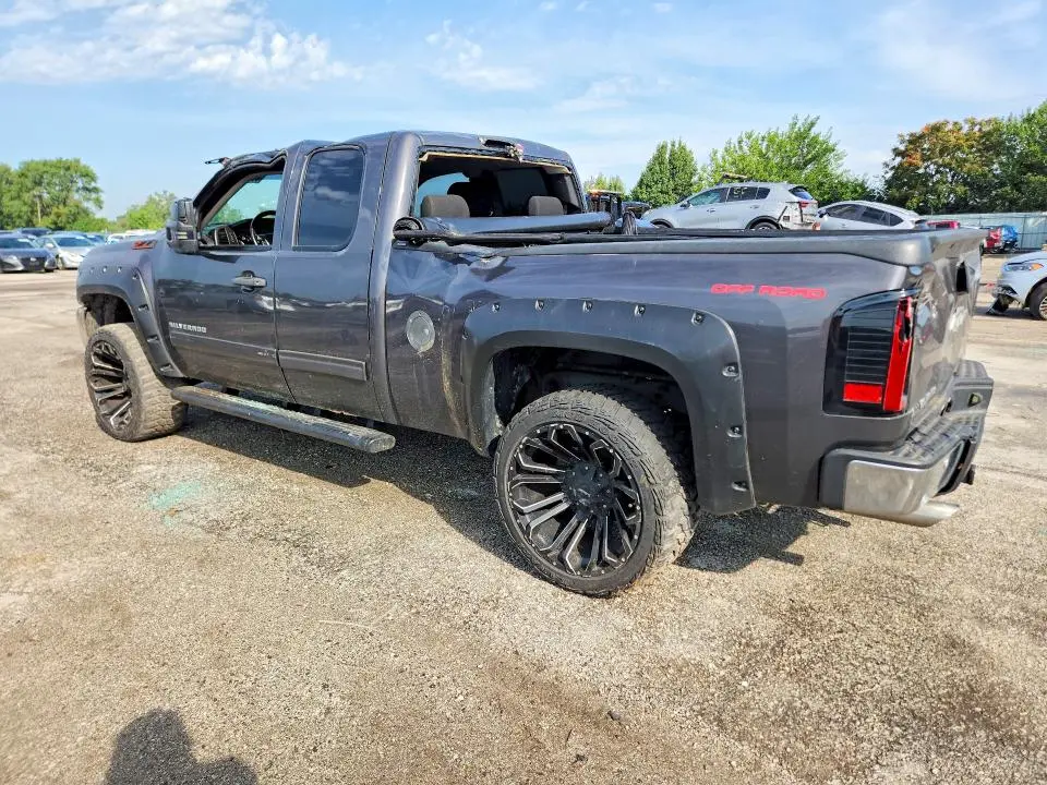 2011 CHEVROLET SILVERADO K1500 LT  