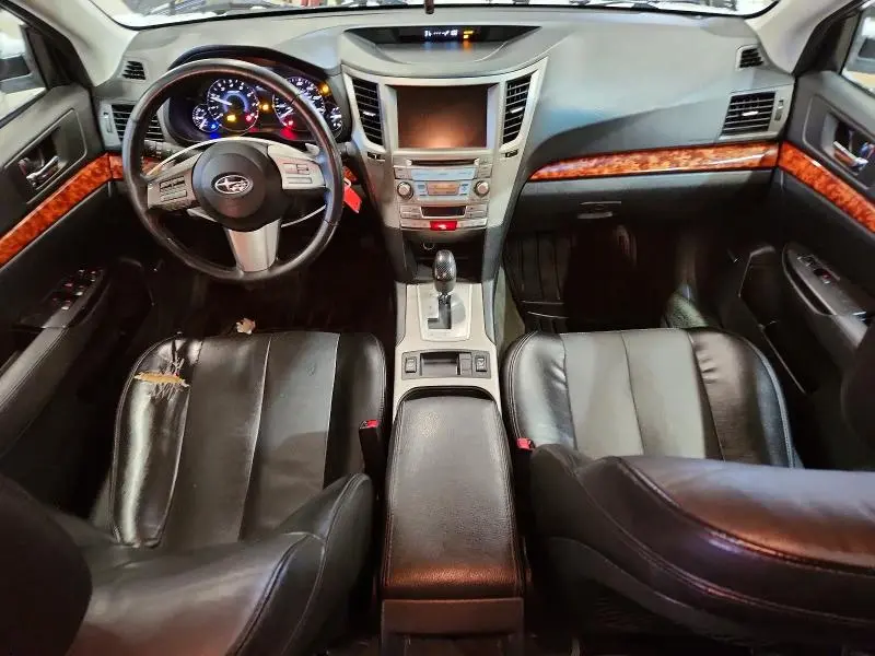 2011 SUBARU OUTBACK 2.5I LIMITED  