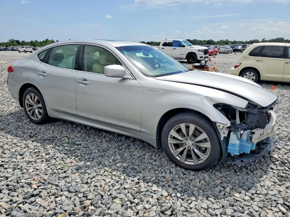 2013 INFINITI M37 X  