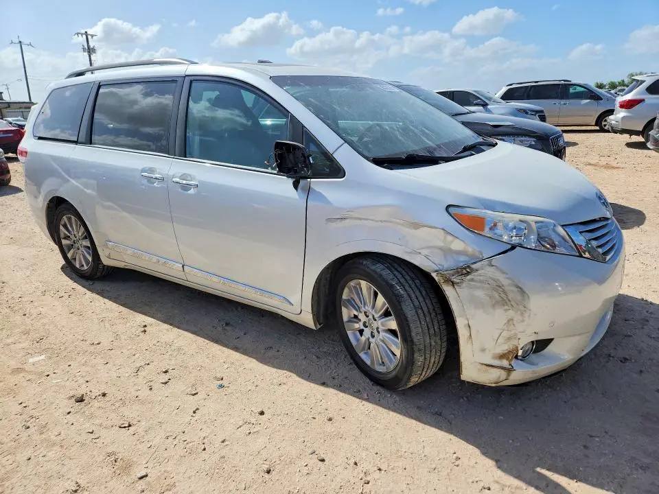 2013 TOYOTA SIENNA LIMITED 7-PASSENGER  