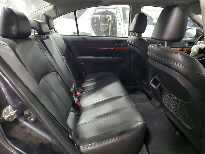 2010 SUBARU LEGACY 2.5I LIMITED  