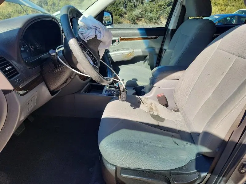 2011 HYUNDAI SANTA FE GLS  