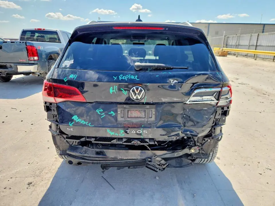 2022 VOLKSWAGEN TAOS SE  