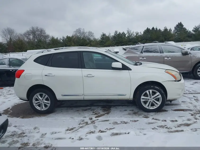 2013 NISSAN ROGUE SV