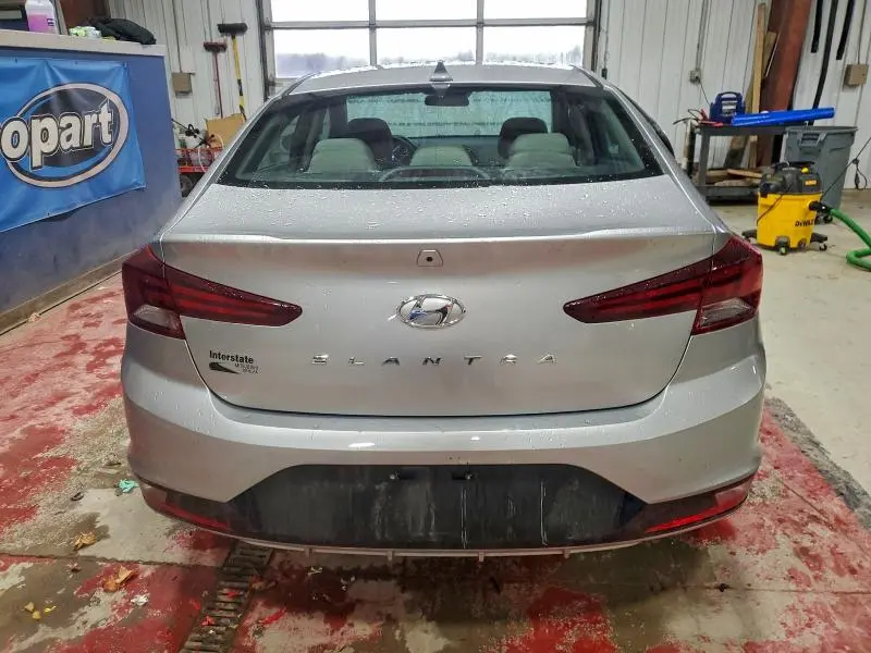2020 HYUNDAI ELANTRA SEL  