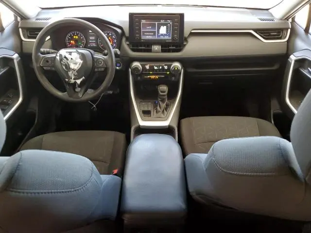 2021 TOYOTA RAV4 XLE  