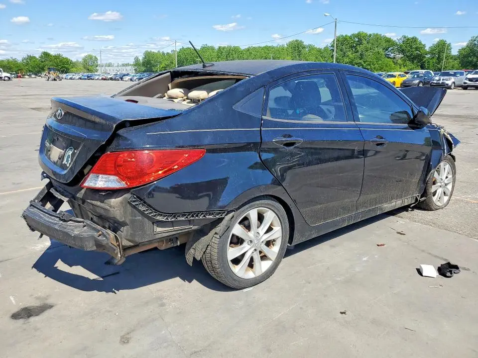 2013 HYUNDAI ACCENT GLS  