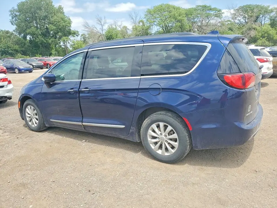 2017 CHRYSLER PACIFICA TOURING L  