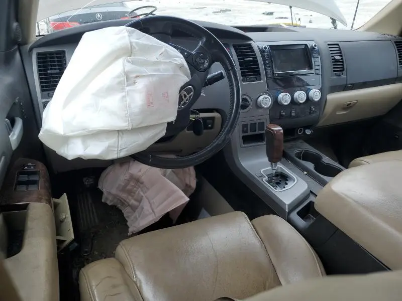 2010 TOYOTA TUNDRA CREWMAX LIMITED  