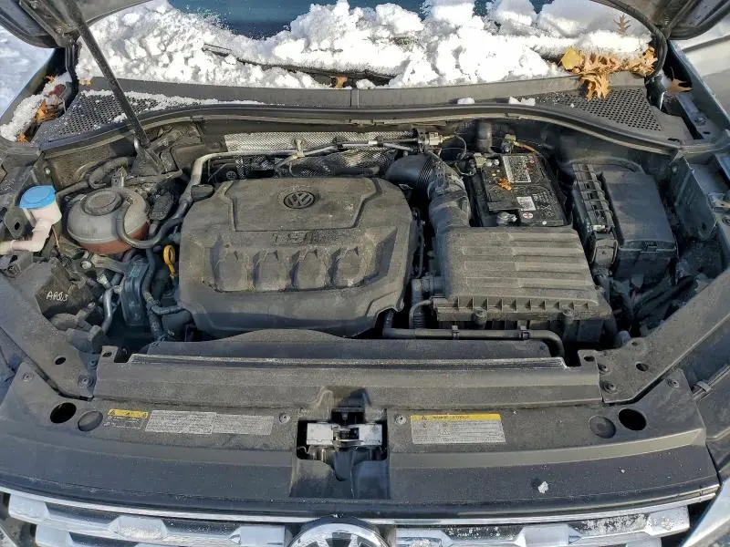 2021 VOLKSWAGEN TIGUAN SE  