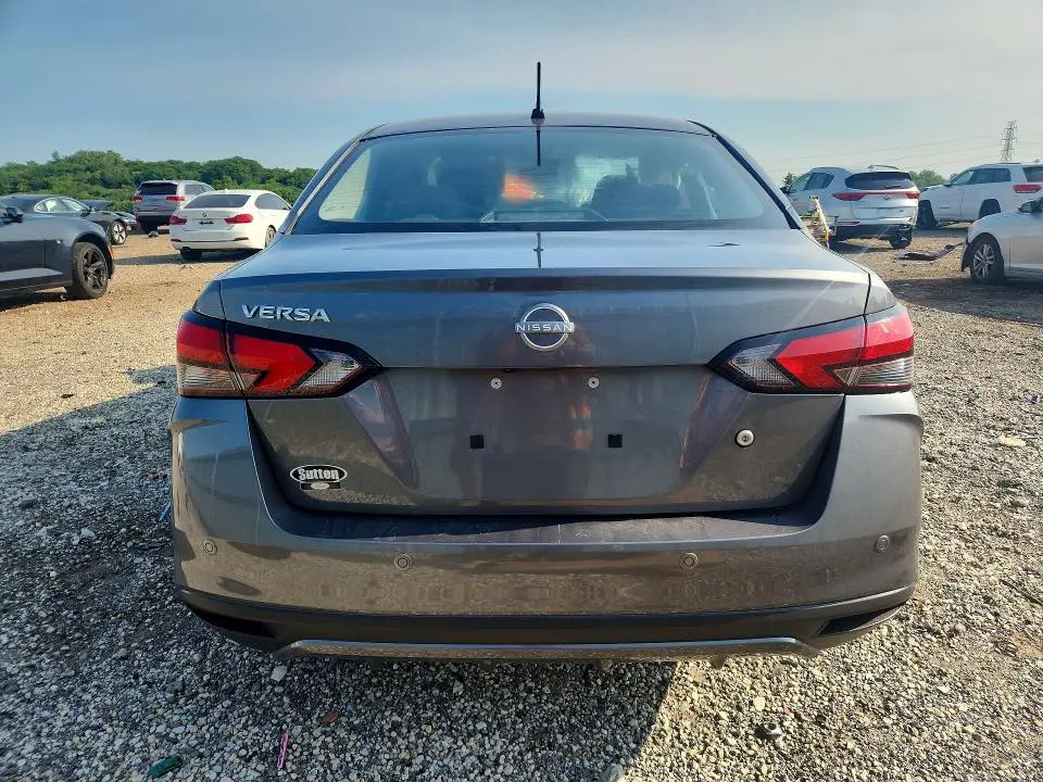 2024 NISSAN VERSA S  