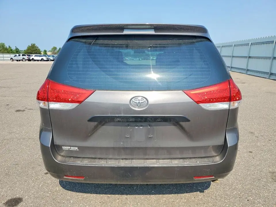 2013 TOYOTA SIENNA L 7-PASSENGER  