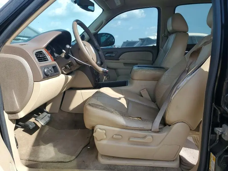 2011 CHEVROLET TAHOE C1500 LT  