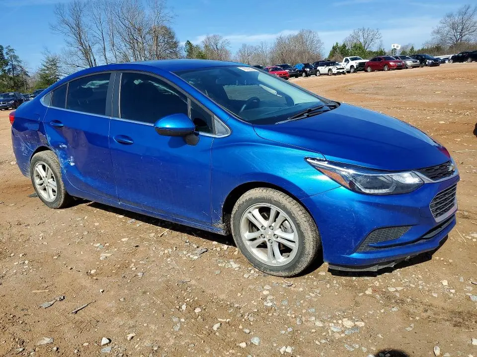 2018 CHEVROLET CRUZE LT  