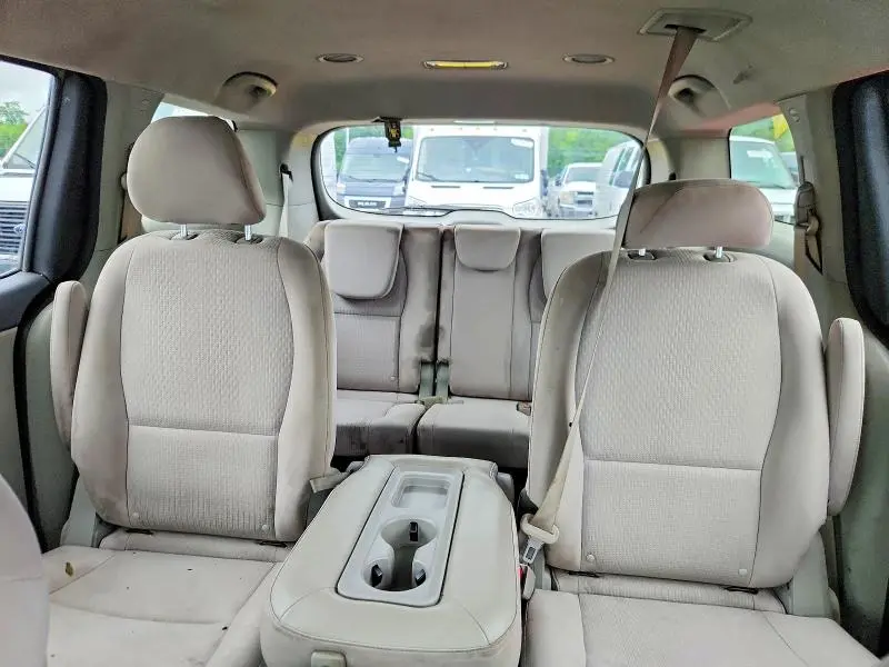 2018 KIA SEDONA LX  