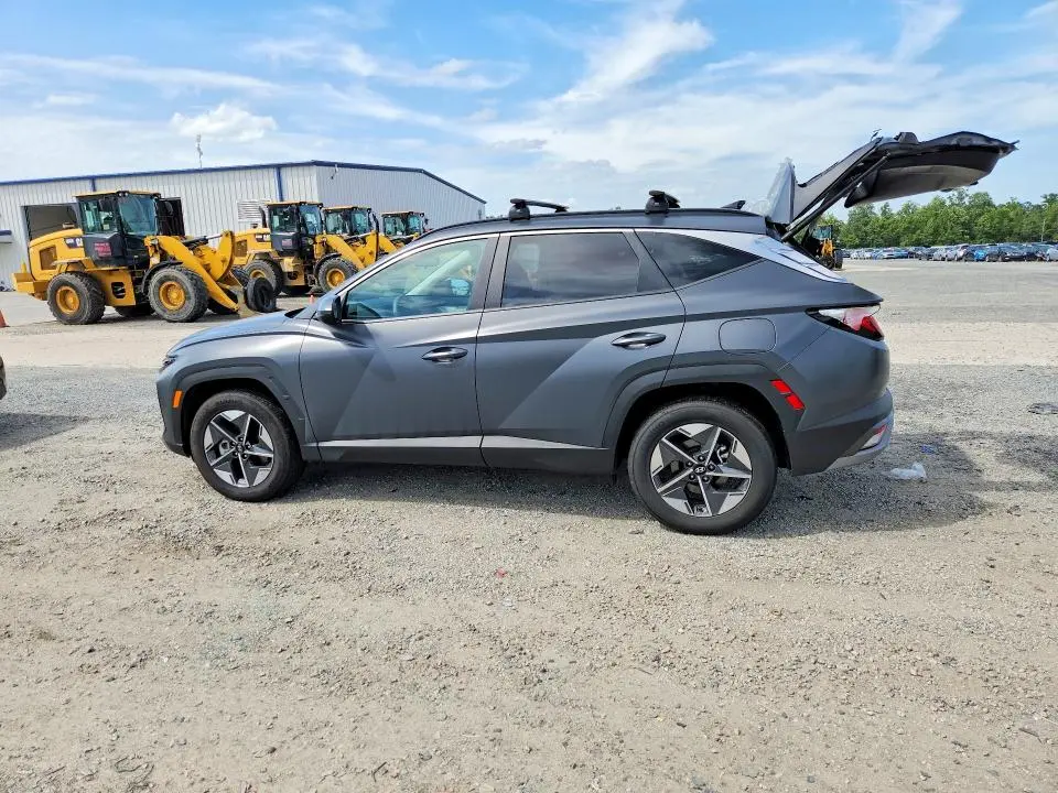 2025 HYUNDAI TUCSON SEL  