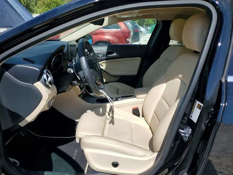 2019 MERCEDES-BENZ GLA 250  