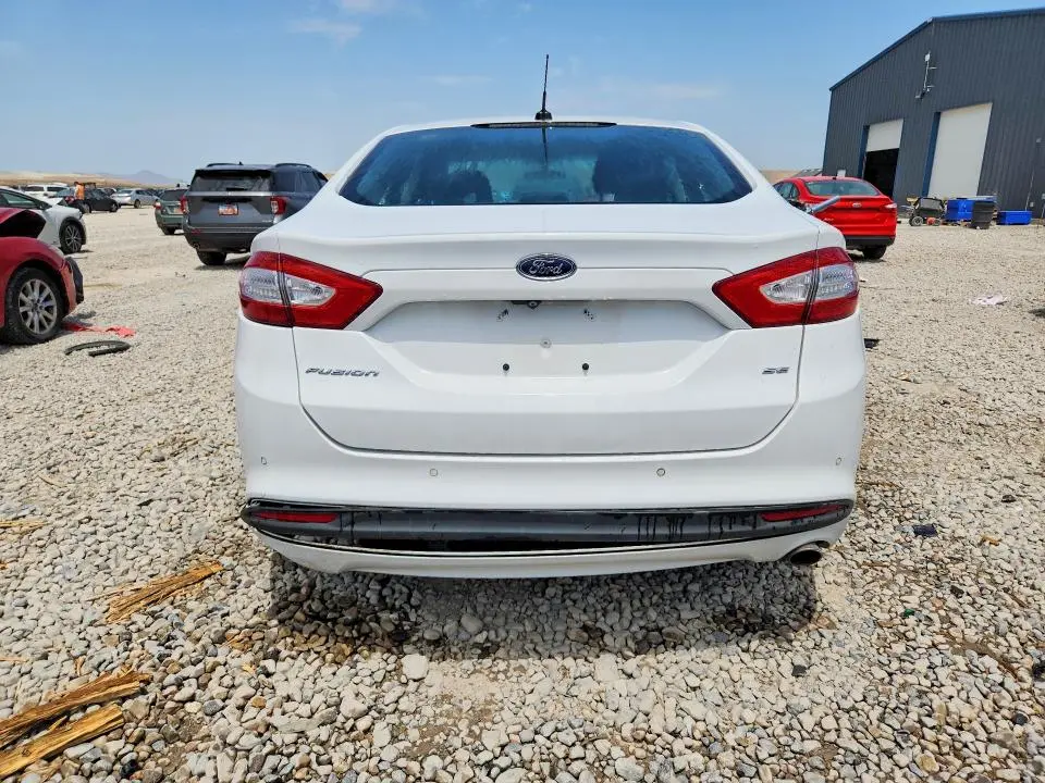 2016 FORD FUSION SE  