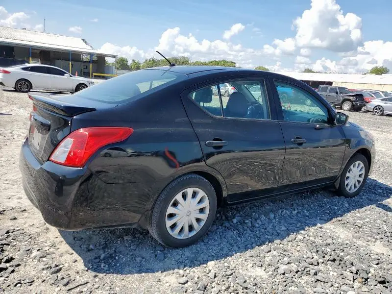 2019 NISSAN VERSA S  